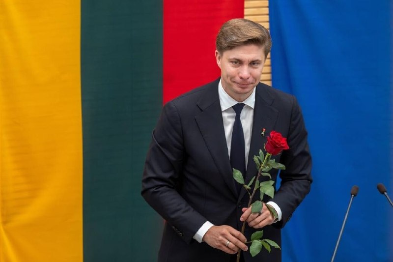 Миндаугас Синкявичюс, утвержденный премьер-министр Литвы, на заседании Сейма