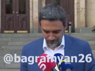 Адвокат Вардеванян в зале суда в Апаране