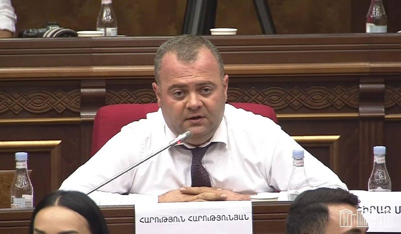Арутюн Арутюнян избран председателем комиссии по европейской интеграции: что это значит для Апарана