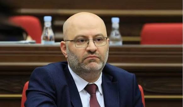 Давид Арушанян отказался от мандата депутата: что ждет выборы в Апаране?