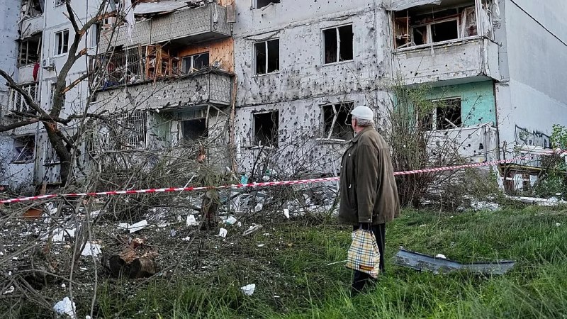 Разрушенный дом в Киеве после ночного обстрела 1 июля